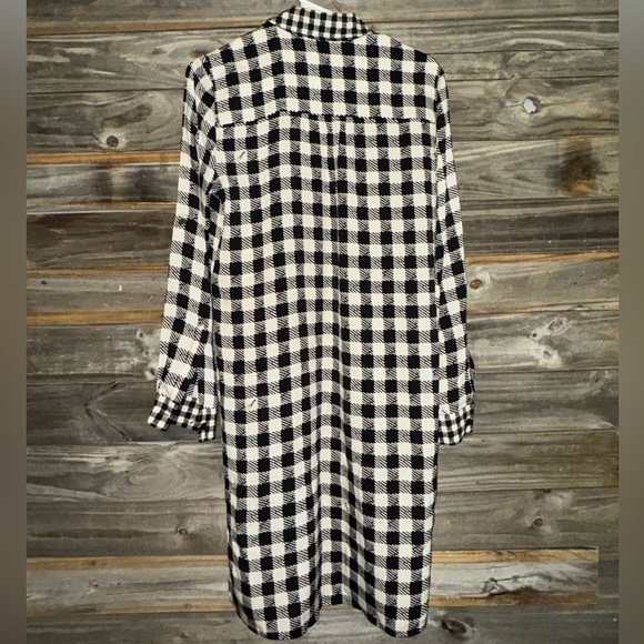 Diane von Furstenberg Prita Dress- belt not included - in Black & White - Picture 7 of 10